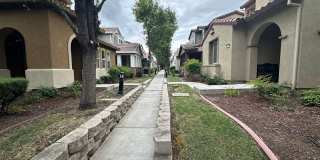 Beautiful 3 Bedroom, 2.5 Bath Mountain House Home Gallery 3