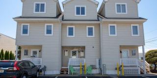 221 N 36 Ave Gallery 1