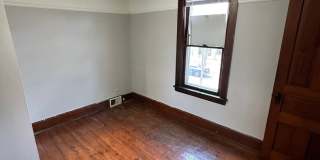 Spacious 3 bedroom 2 bathroom home in Madison! Garage space included! Gallery 16