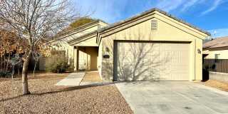 Beautiful 3 Bedroom Home in Central Kingman! Gallery 1