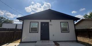 Available NOW Recently Renovated 3BR/3BA Home with Modern Finishes & Spacious Backyard Near Downtown Sacramento! Gallery 1