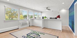 Center Court Apartments Gallery 16