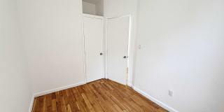 35 ROCK ST Gallery 8