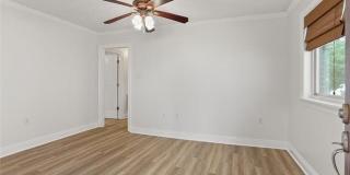 6130 ORLEANS Avenue Gallery 2