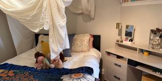 One Bedroom Condo Walking Distance to CU with Fenced Backyard and Flatiron Views! Gallery 8