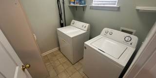Gorgeous 3 Bed/2 Bath South Durham Townhome - Location, Location, Location! Gallery 15