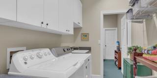 2225 Seaside Street Gallery 18