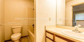 686 W Martha Street Gallery 9