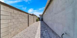 10518 W Albert Lane Gallery 34