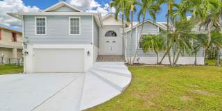 **Direct Gulf Access Pool Home! 4 BED/3 BATH - South Fort Myers** Gallery 1