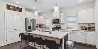 Stunning & Spacious Downtown Kennesaw Townhome 3 Bed 3.5 Bath w/2 Car Garage! Gallery 6