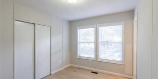 6140 Jones Road Gallery 9