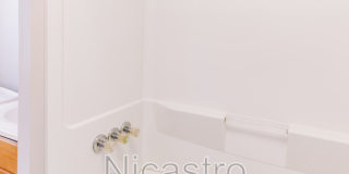 363 E 12th Avenue Gallery 17