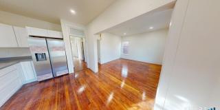 736 Main Street Gallery 6