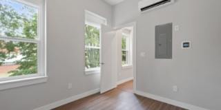 1904 Linn Street - 2 Gallery 4