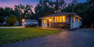 Drexel Hill: Modern 3-Bedroom Home with Backyard Oasis! Gallery 1