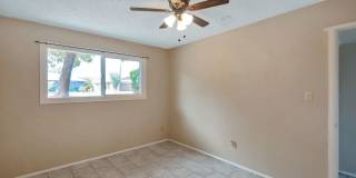 Amazing Tri-Level home close to ASU.  Pool and 2 Car Garage Gallery 18