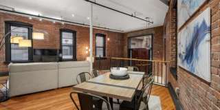 19 Stanhope St. Gallery 10