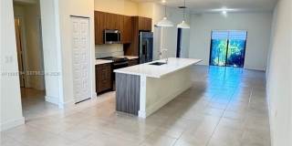 8005 NW 104th Ave Gallery 4