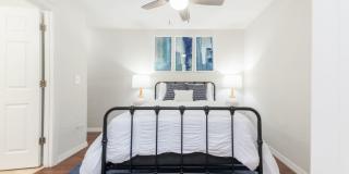 Courtney Greens Gallery 24