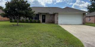 Pensacola - Coral Creek - 3 bedroom, 2 bathroom w lawn care Gallery 1