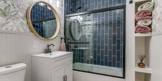BEAUTIFUL 3-BEDROOM HOME IN LOS ANGELES HEIGHTS Gallery 21