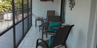 Seasonal/short term ONLY  Nicely renovated 2/2 condo across the street from LIDO BEACH! Gallery 11