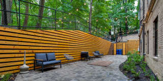 2900 Adams Mill Gallery 11
