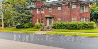 654 Anderson Street Gallery 1