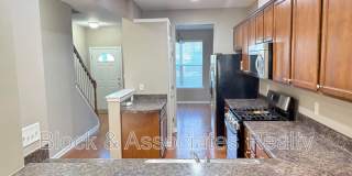 3102 Berkeley Springs Place Gallery 8