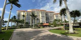 Only steps from the pool & the beach!!!  MARCO ISLAND TWO BEDROOM ** Gallery 10