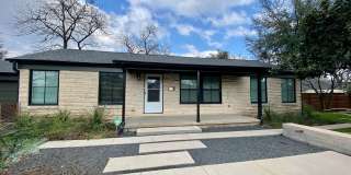 Timeless Charm: Fully Revived 1940s Home in Highland Park - 3 Bed, 2 Bath Oasis Near Downtown! Gallery 1