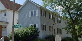 3377 N Oakland Ave Gallery 1