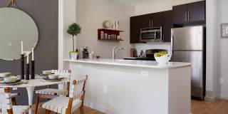330 Harrison Station Gallery 6