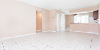 Charming Two Bed Ground Floor Condo in Englewood Park – Move-In Ready! Gallery 4