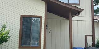 2 Bedroom 1.5 Bathrooms Gallery 1