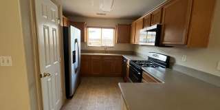 Charming home for rent in Visalia Gallery 7