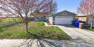 3 Bedroom 2 Bathroom home at end of Cul-De-Sac Gallery 1