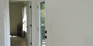 1702 E La Rua St Gallery 4