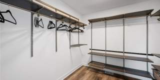 402 Jefferson Avenue Gallery 23