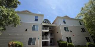4 Bed 4 Bath Condo Available for Late July Move in! Washer/Dryer Included! Parking included! 4 Bed 4 Bath Condo Available for Late July Move in! Washer/Dryer Included! Parking included! Gallery 1