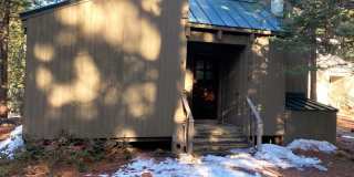 Furnished Cabin in Black Butte Ranch Gallery 1