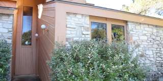 2/2 Townhome! Gallery 1