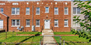 5324 4TH Street NW Gallery 1