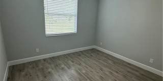 1301 NW 16th Terrace Gallery 17