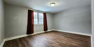 Spacious 4bd house | Laundry hooks ups | Driveway Spacious 4bd house | Laundry hooks ups | Driveway Gallery 5