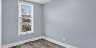 3335 LYNDALE Avenue Gallery 7