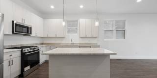 1952 W Ohio Street Gallery 9