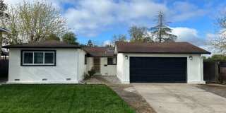 Beautiful Updated 4 Bedroom with Large Yard! Gallery 1