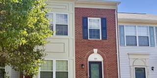 104 ROVER Court Gallery 1